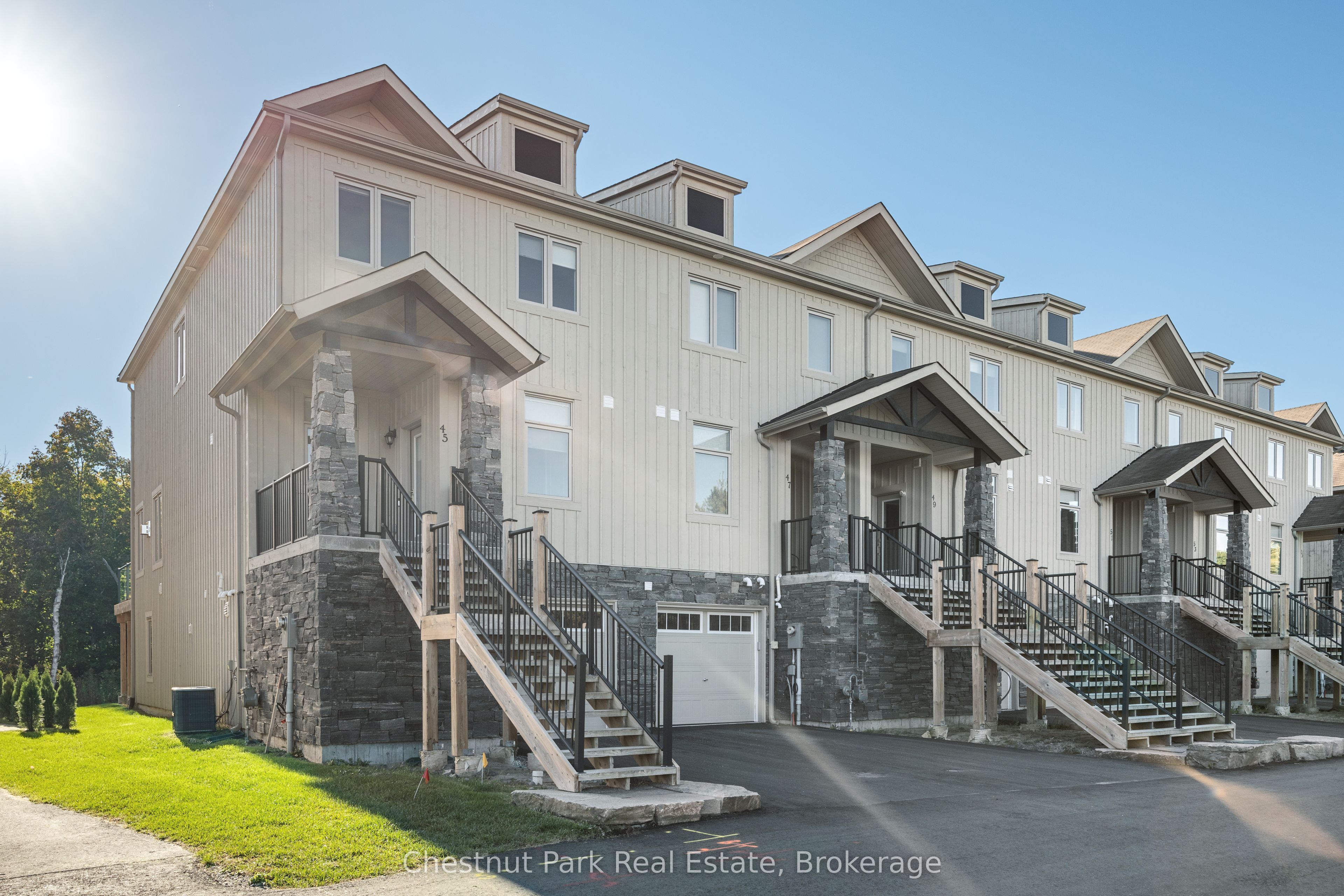 45 Rockmount Crescent Property Photo 6