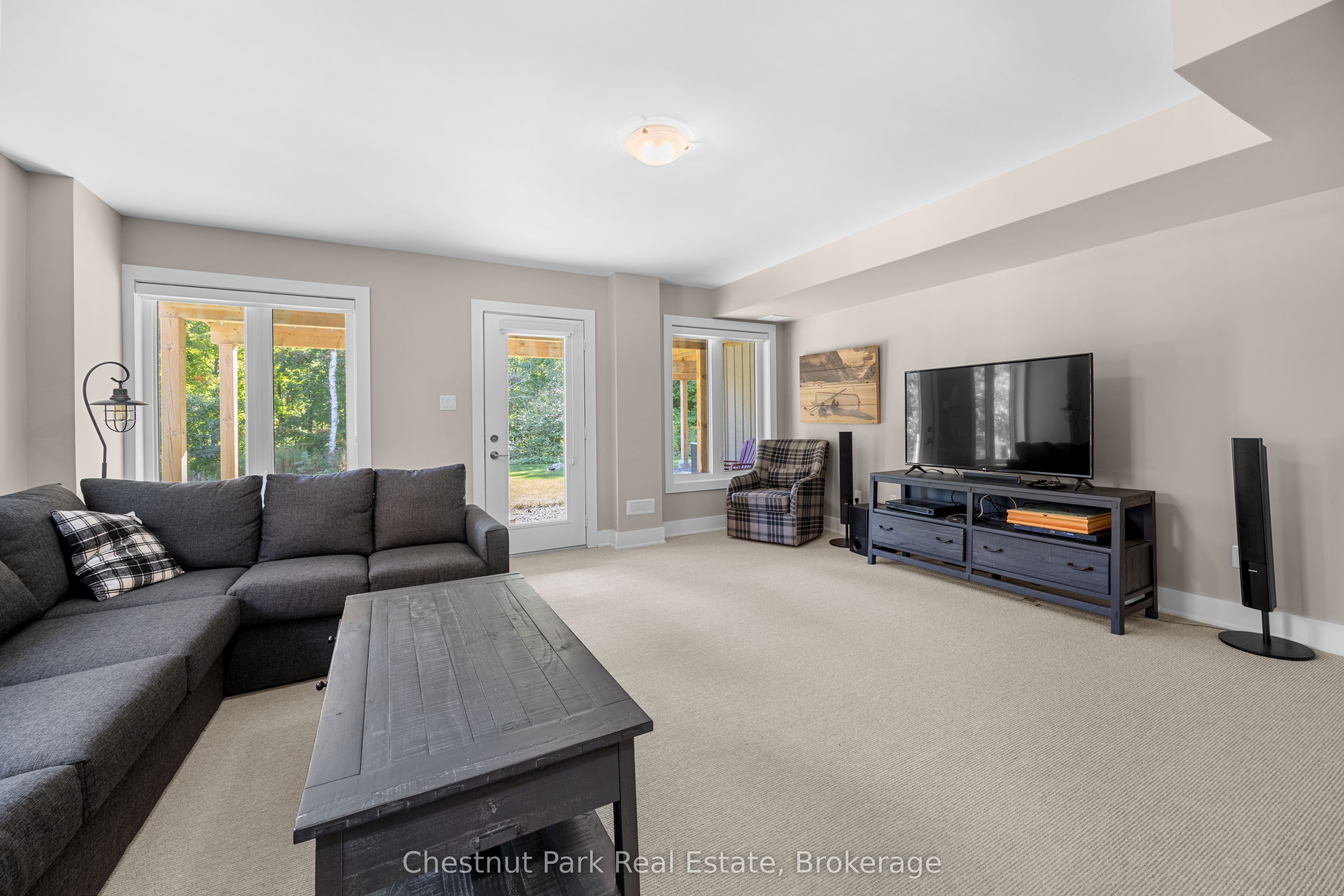 45 Rockmount Crescent Property Photo 27