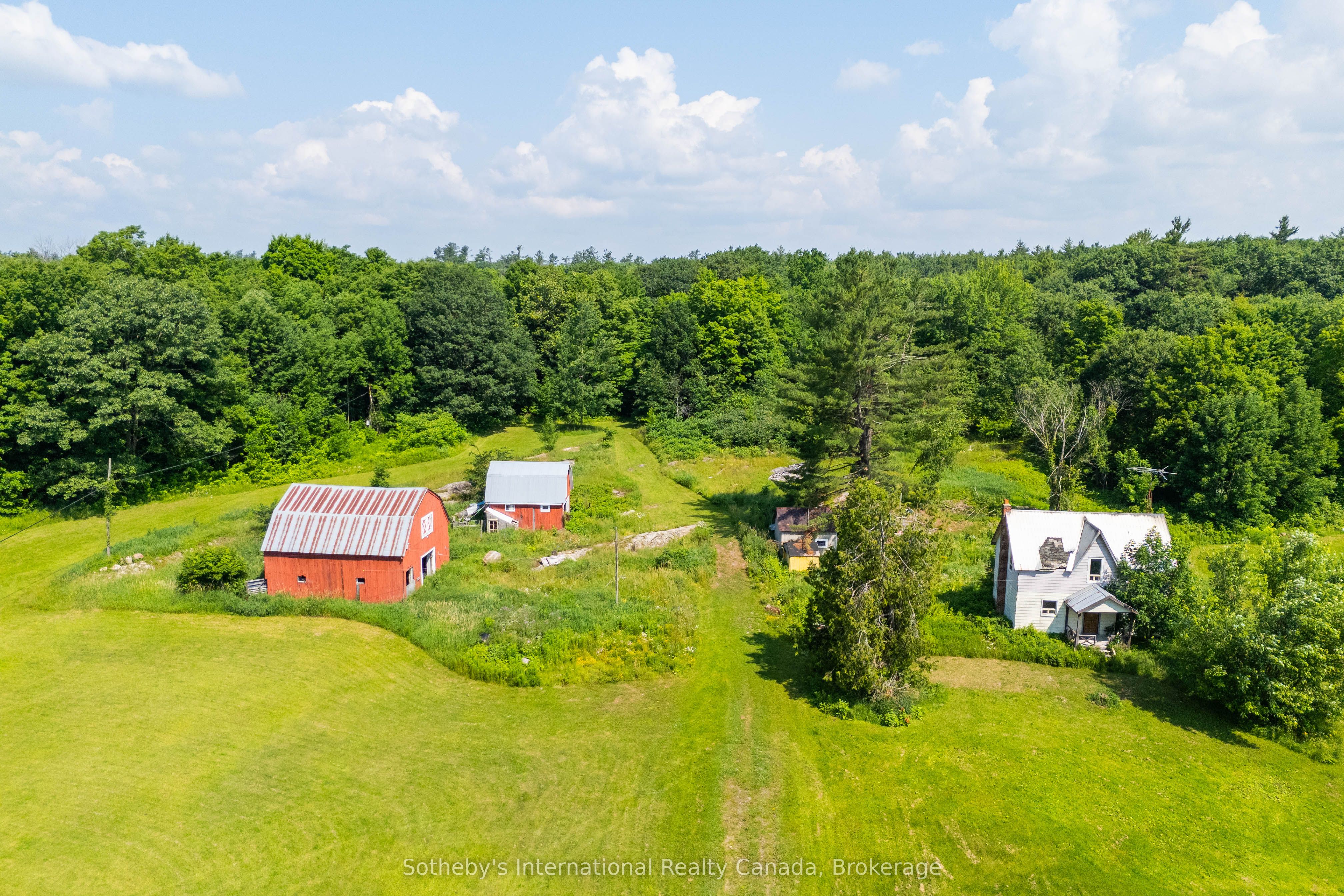 1316 Graham Road Property Photo 1
