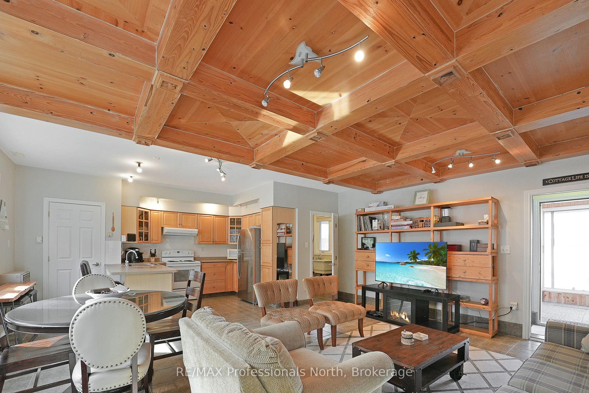 1008 Cherokee Trail Property Photo 6