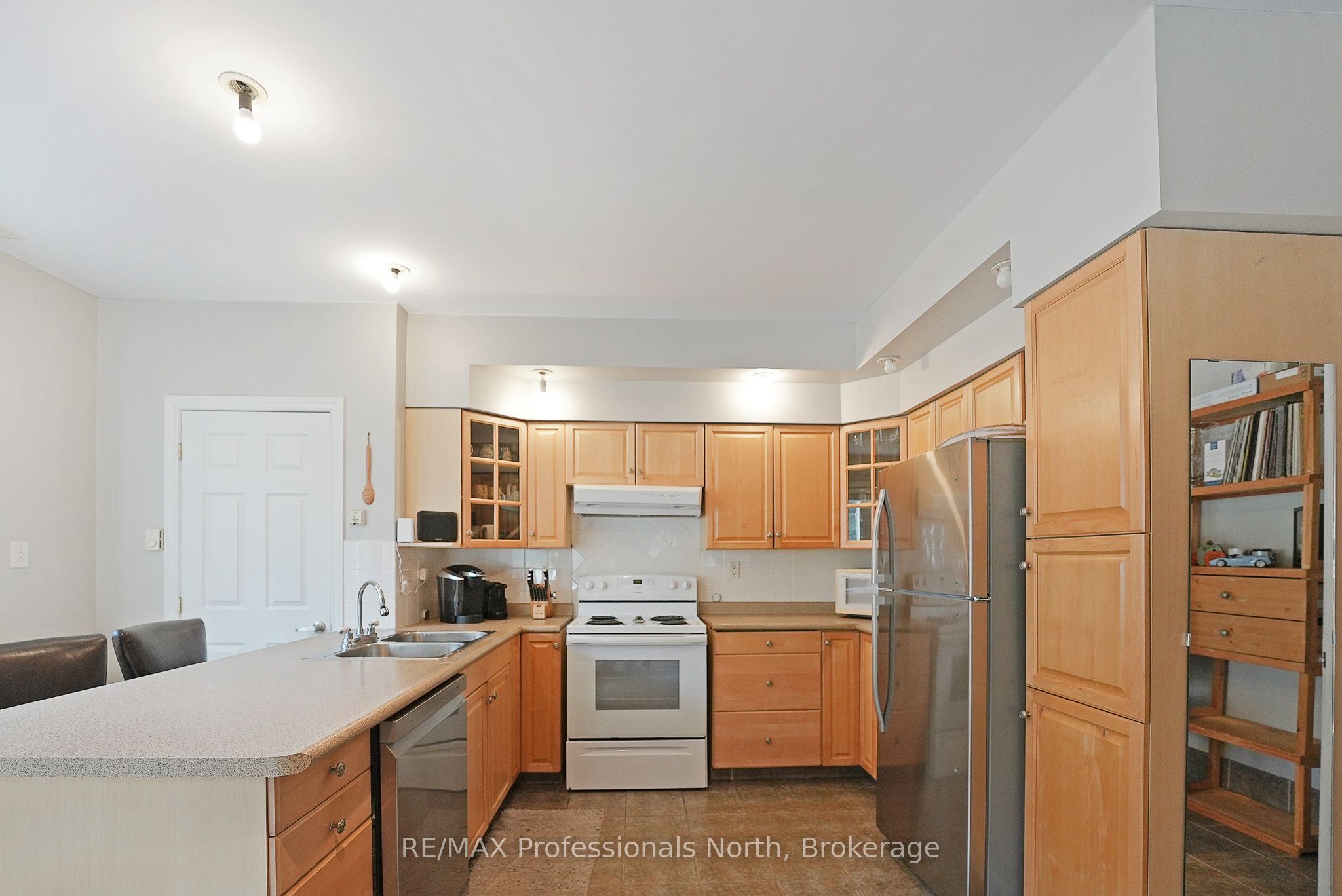 1008 Cherokee Trail Property Photo 8