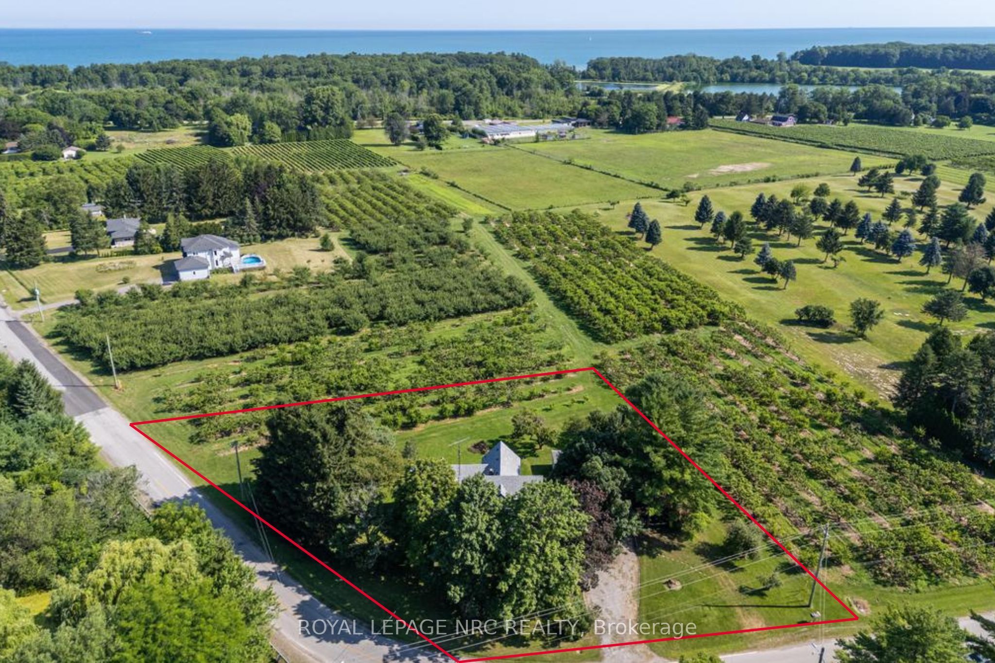 245 Niven Road Property Photo 1
