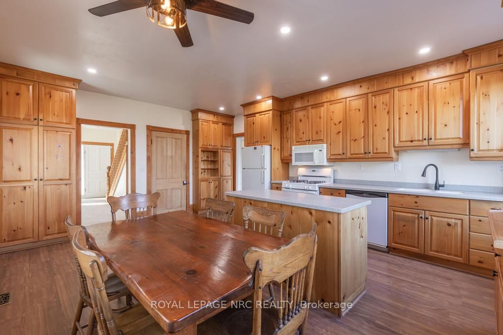 245 Niven Road Property Photo 9