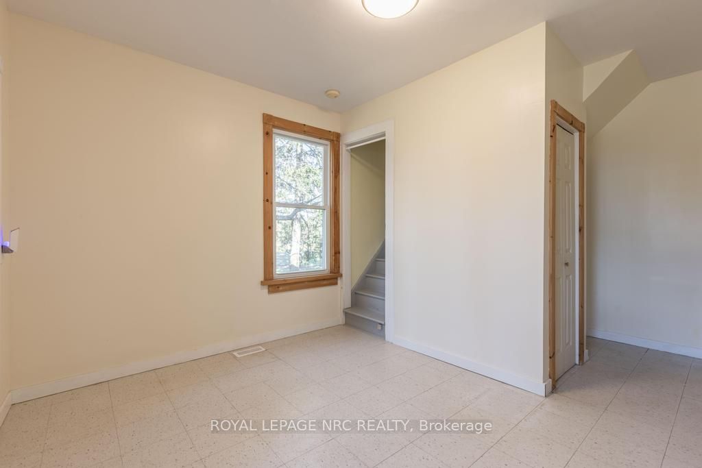 245 Niven Road Property Photo 32
