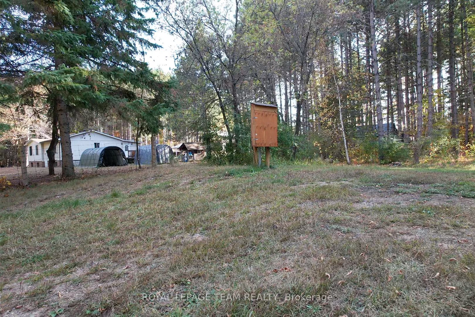 2909 Round Lake Road Property Photo 11