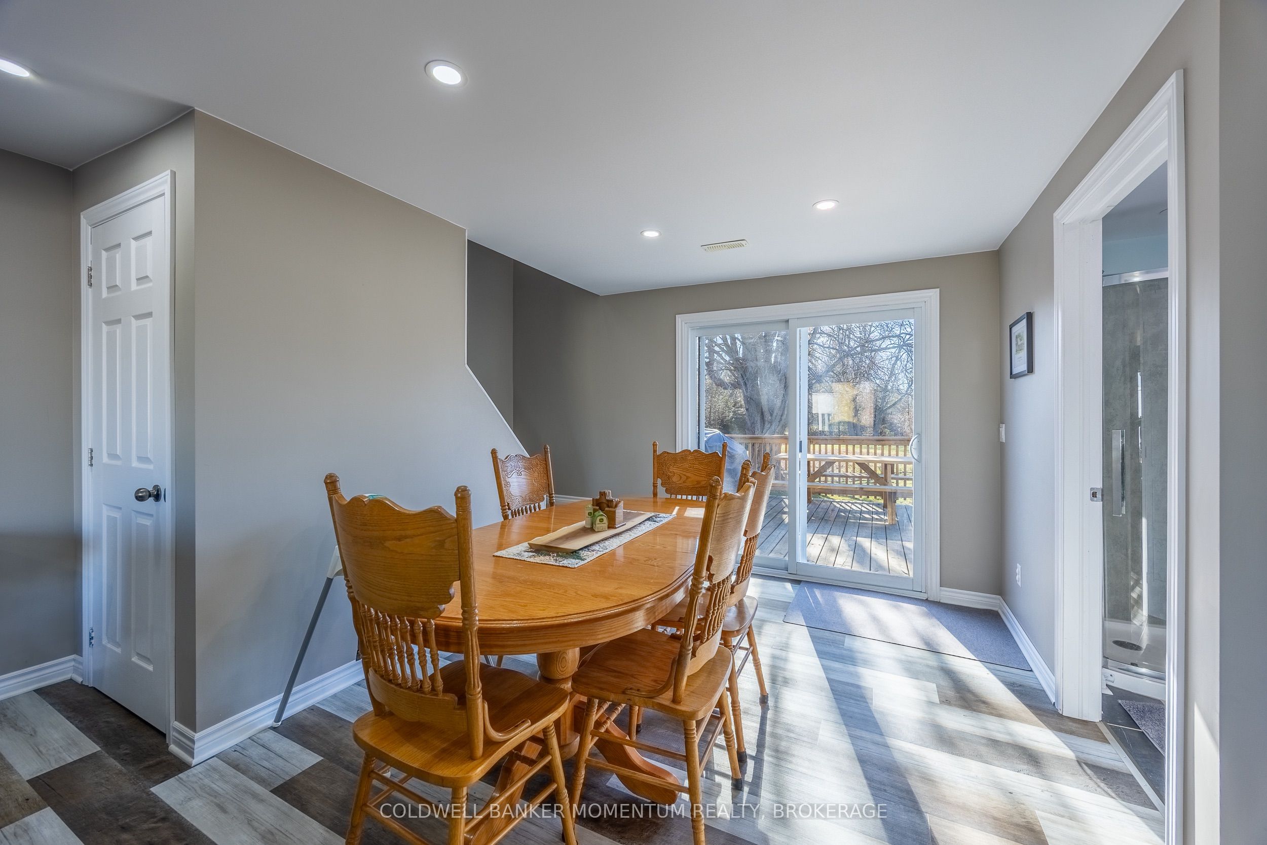 100 Queen Street E Property Photo 18
