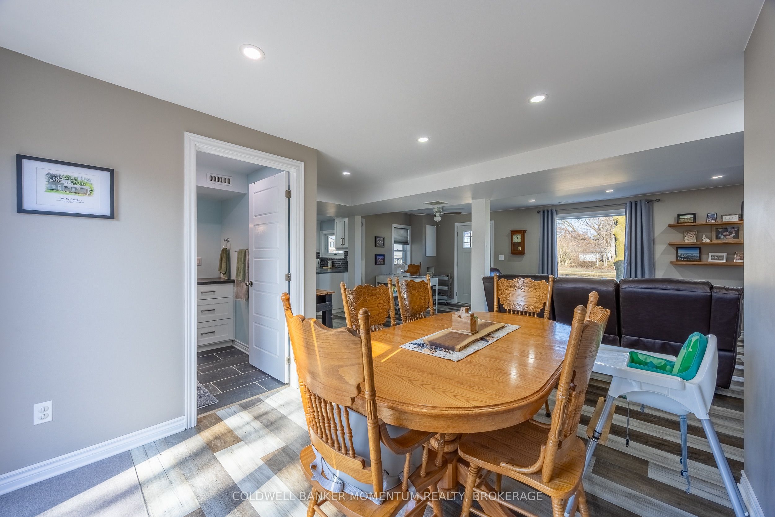 100 Queen Street E Property Photo 19