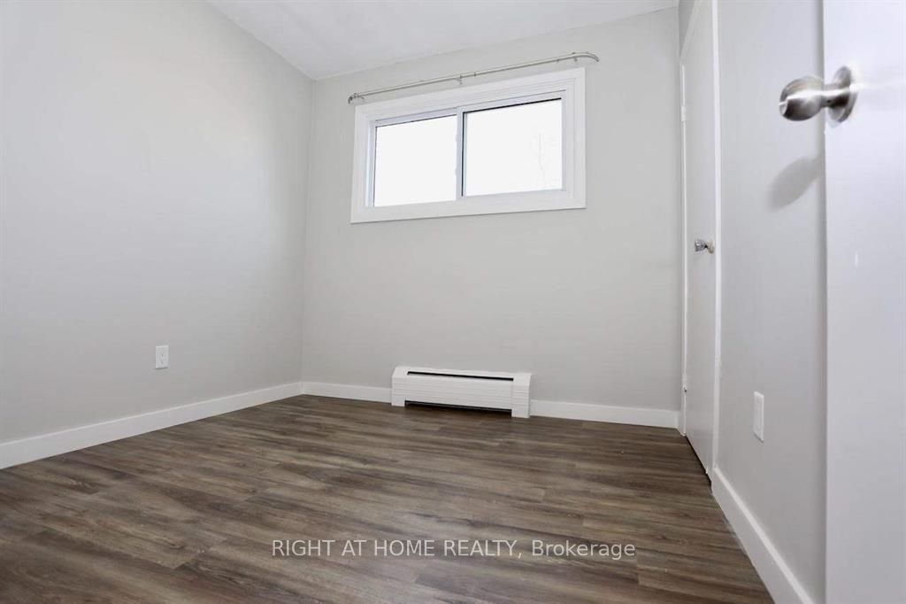 394 Thiel Street Property Photo 2