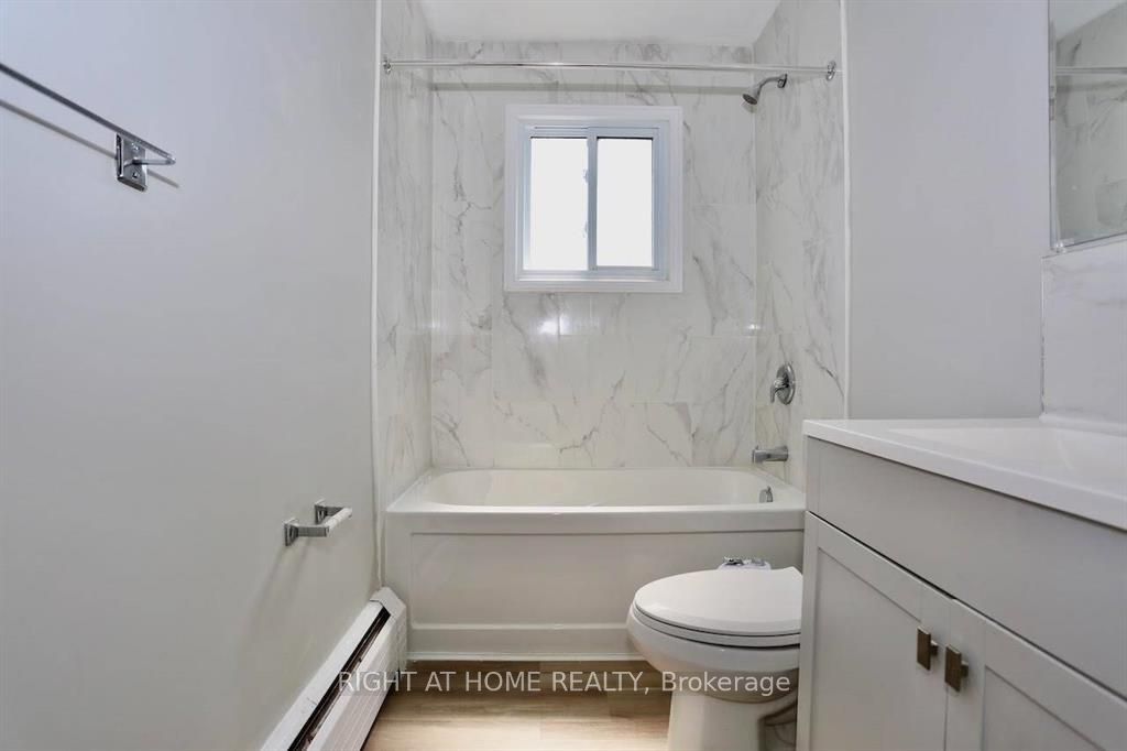 394 Thiel Street Property Photo 3