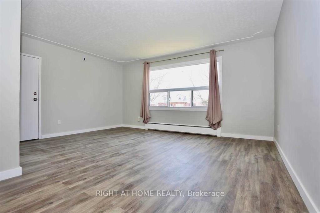394 Thiel Street Property Photo 20