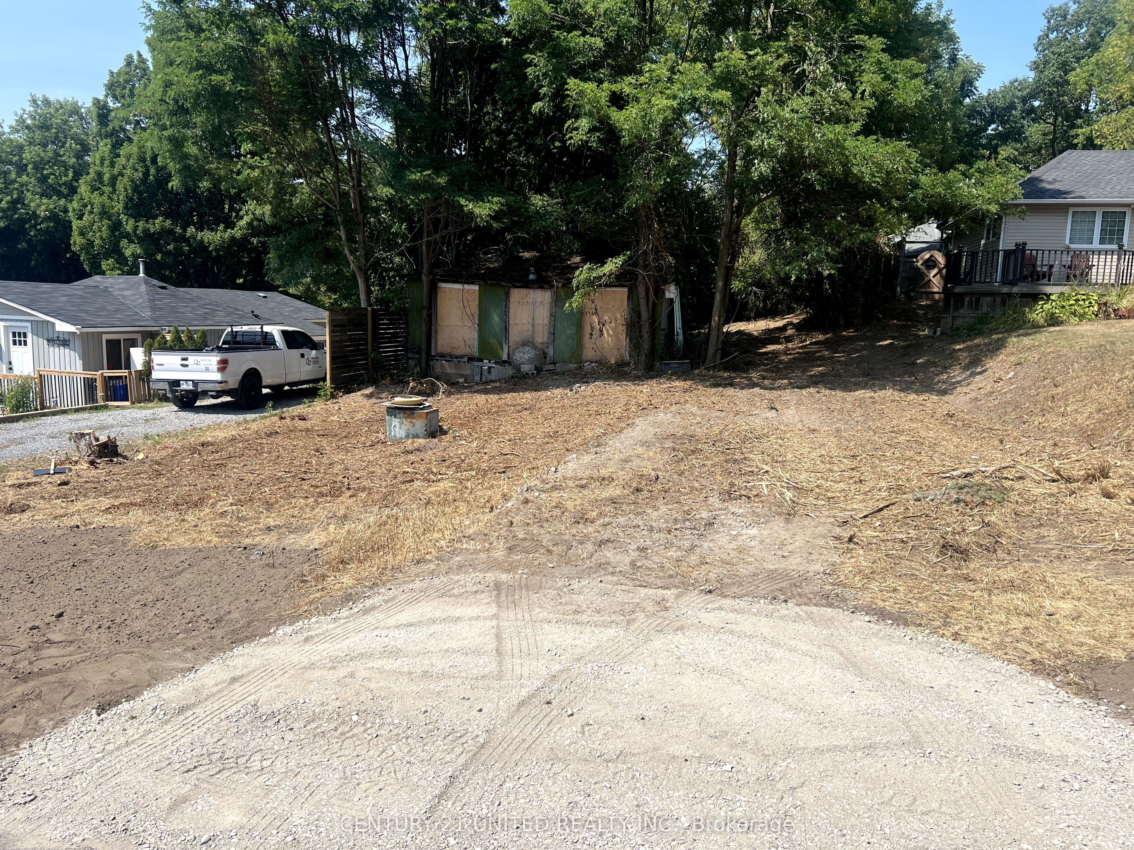 7122 Sidey Drive Property Photo 6