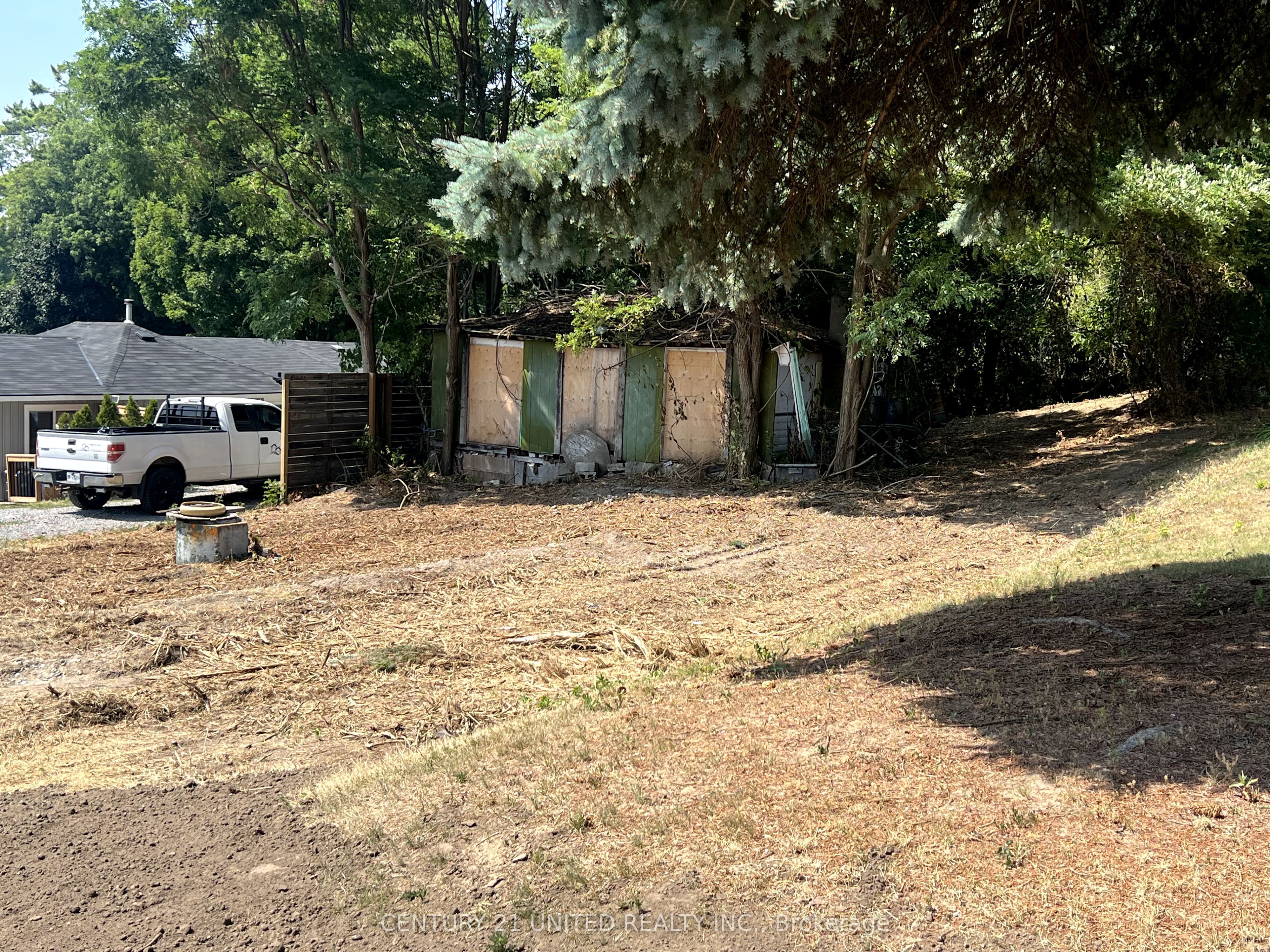 7122 Sidey Drive Property Photo 8