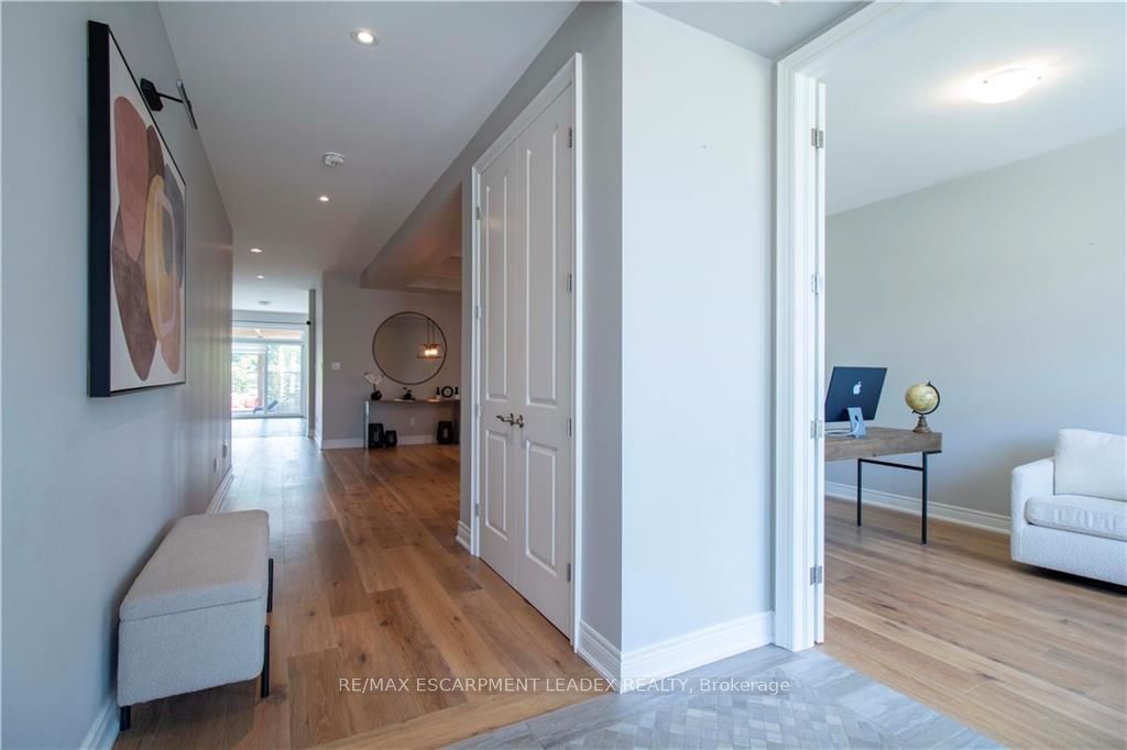 19 Secinaro Avenue Property Photo 3