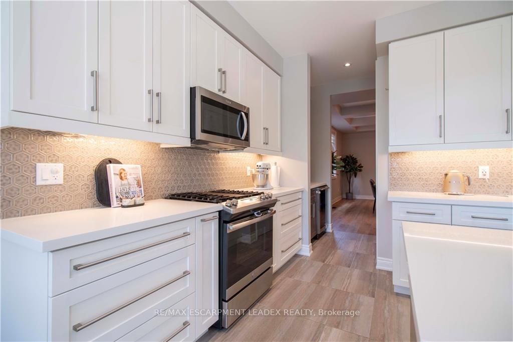19 Secinaro Avenue Property Photo 11