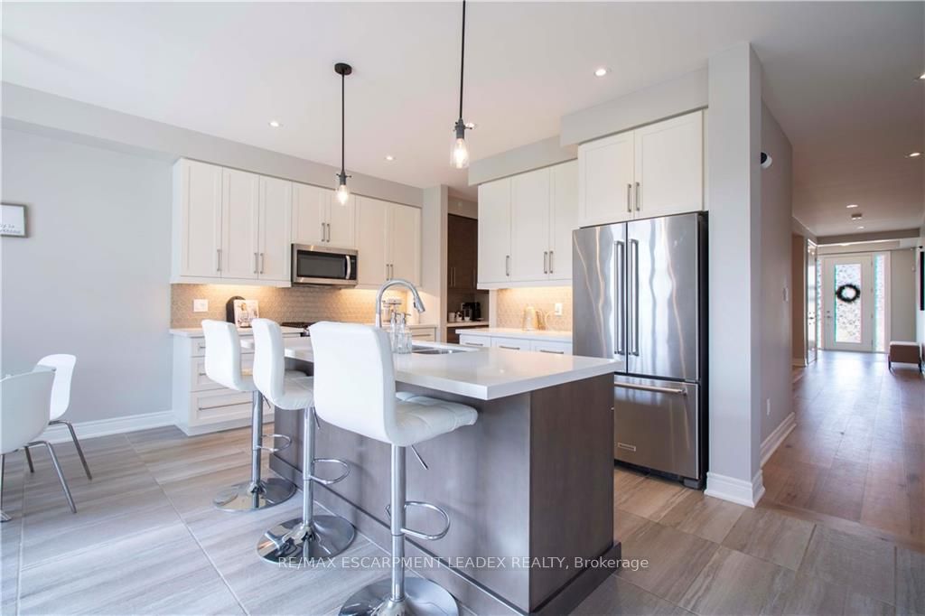19 Secinaro Avenue Property Photo 14