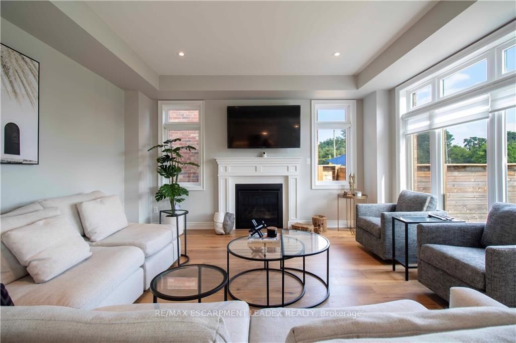 19 Secinaro Avenue Property Photo 17