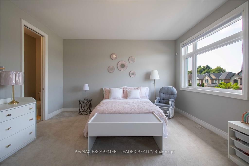 19 Secinaro Avenue Property Photo 31