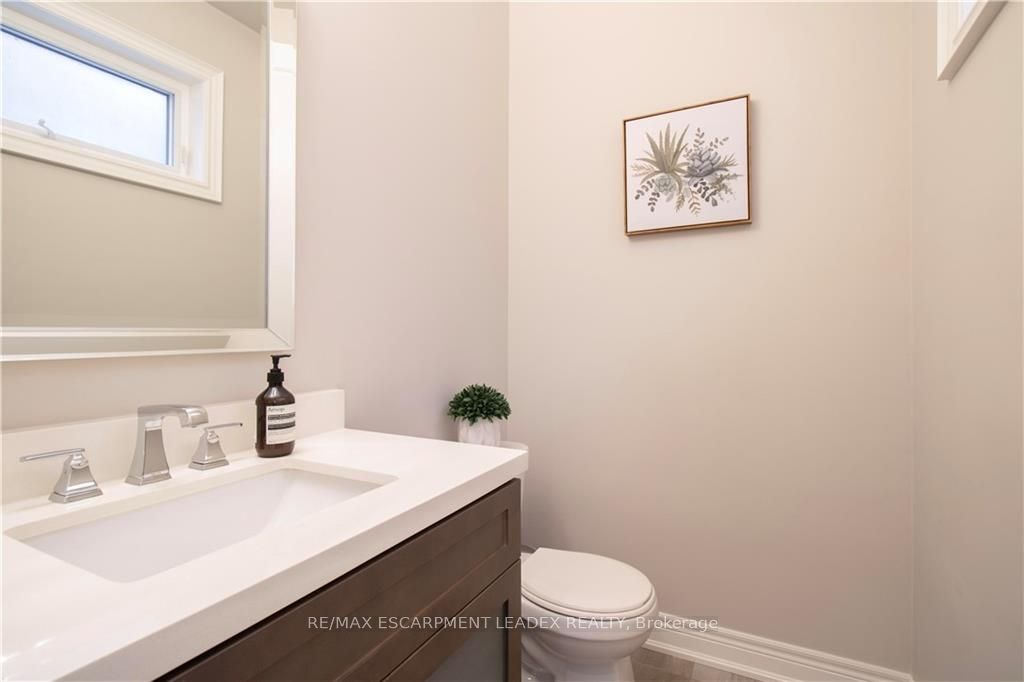 19 Secinaro Avenue Property Photo 33