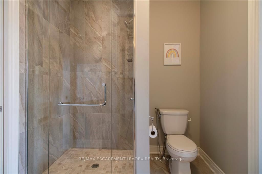 19 Secinaro Avenue Property Photo 34