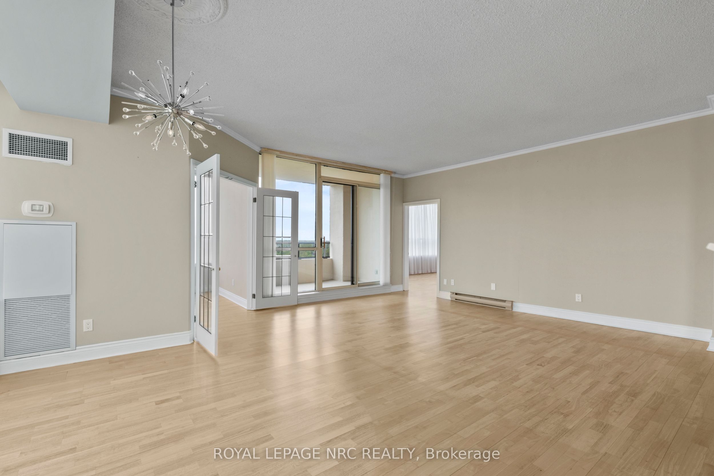 3 Towering Heights Boulevard Ph6 Property Photo 15