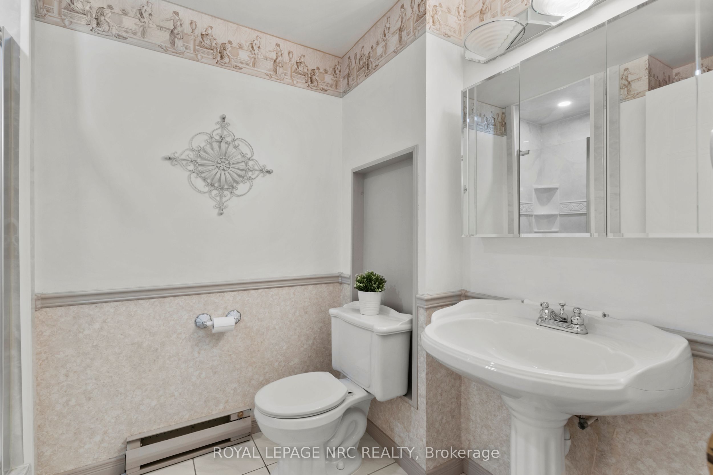 3 Towering Heights Boulevard Ph6 Property Photo 36