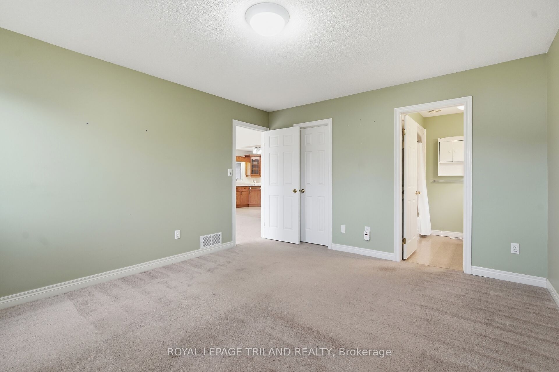 20 Windemere Place 10 Property Photo 15