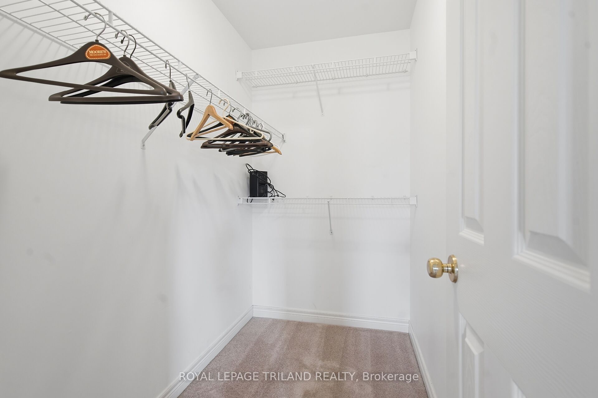 20 Windemere Place 10 Property Photo 17