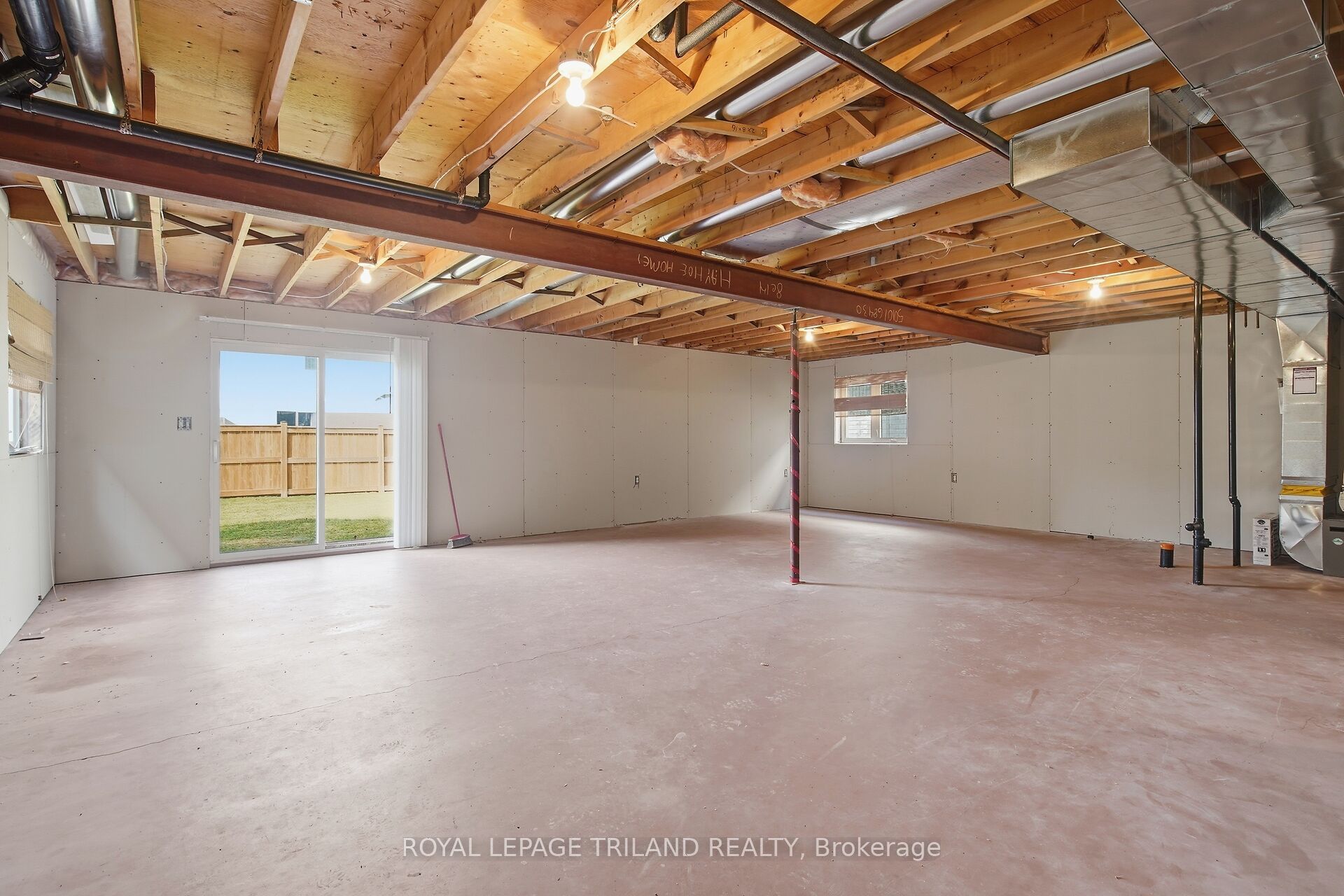 20 Windemere Place 10 Property Photo 26