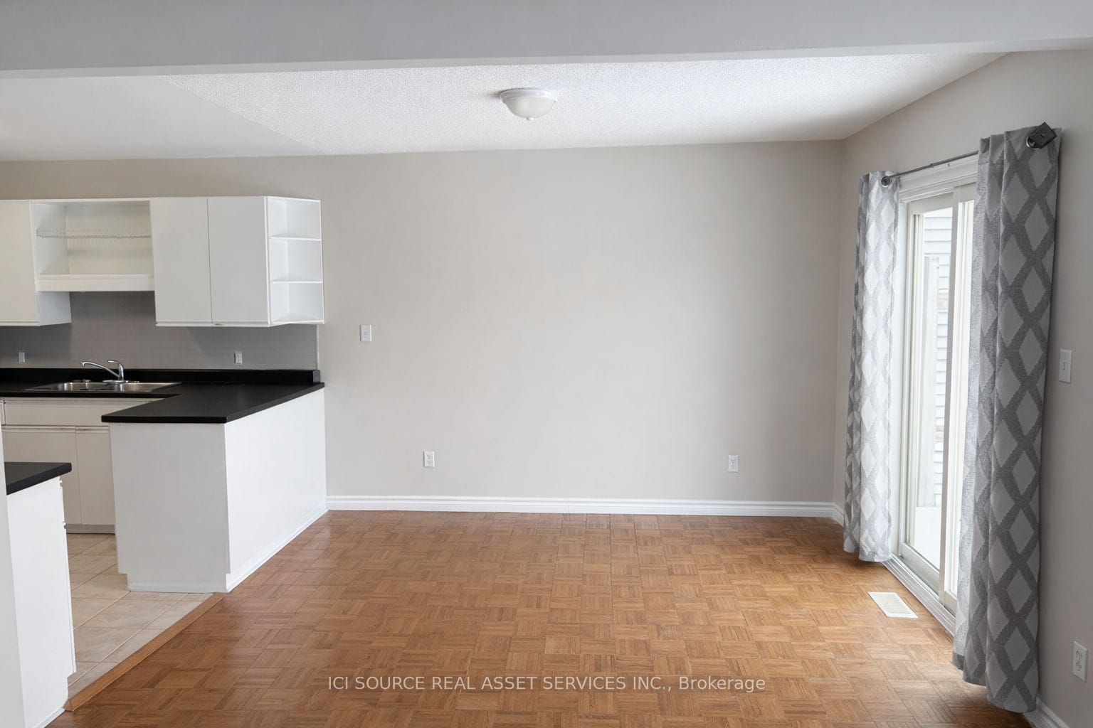 1593 Murphy Road Property Photo 9