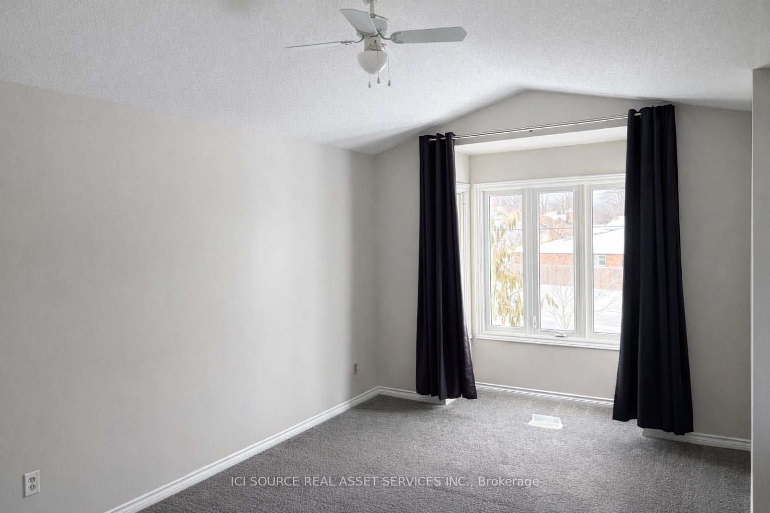 1593 Murphy Road Property Photo 14