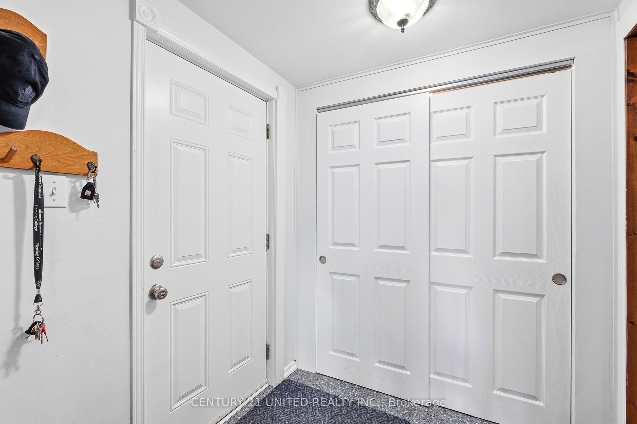 49 Hillview Drive Property Photo 9