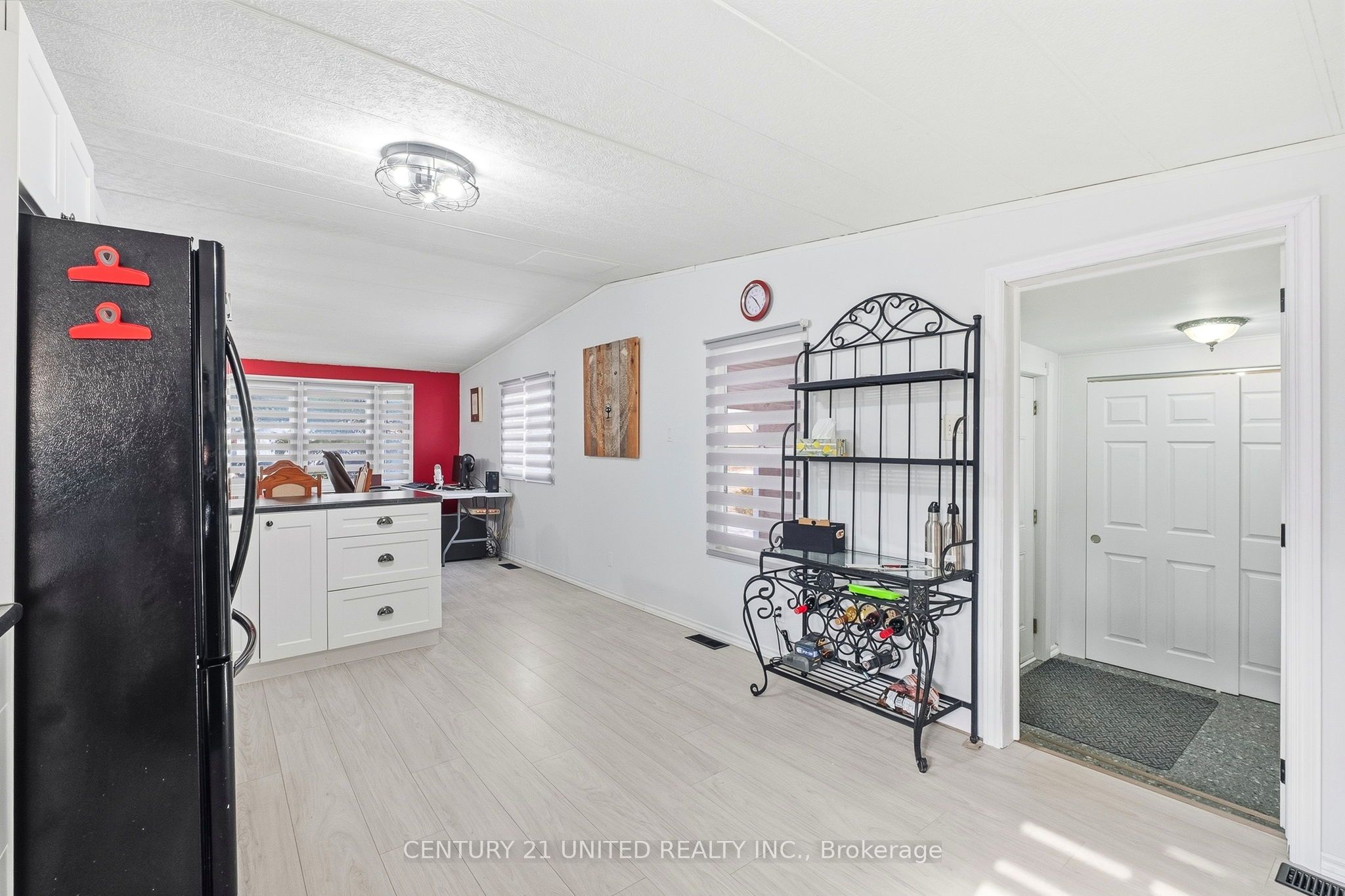 49 Hillview Drive Property Photo 11