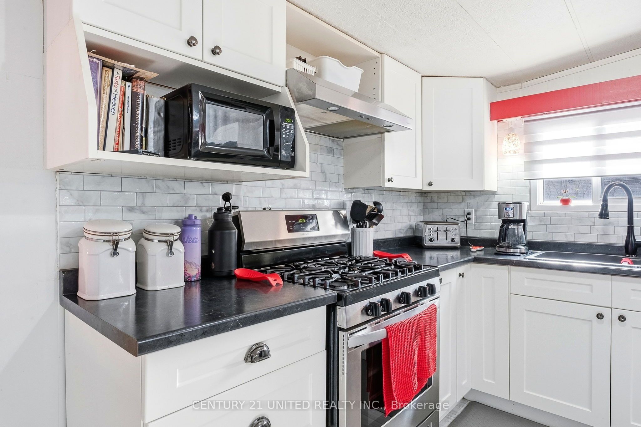 49 Hillview Drive Property Photo 14