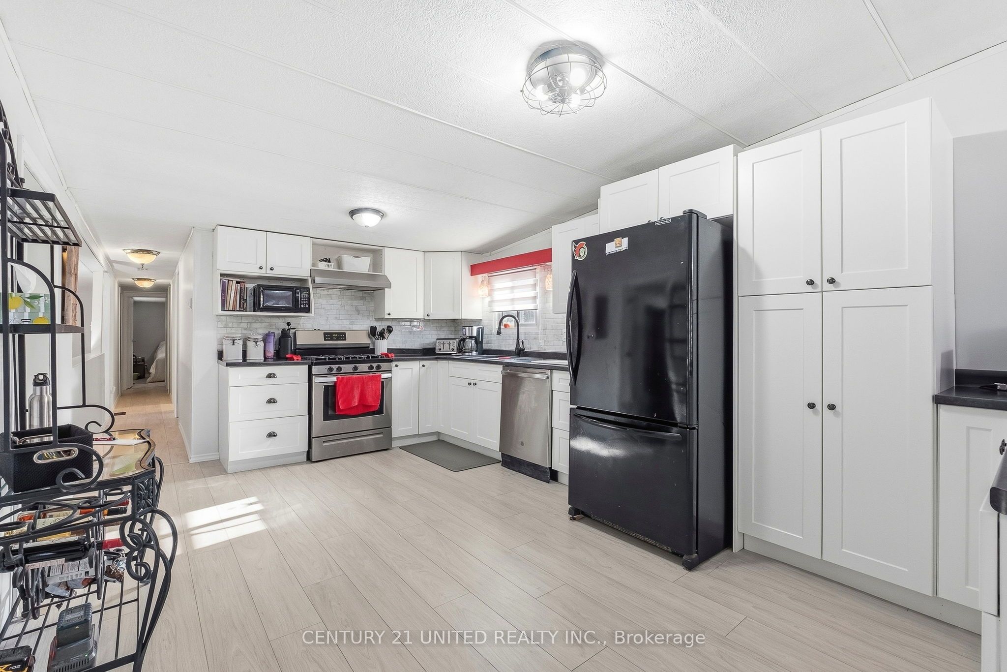49 Hillview Drive Property Photo 16