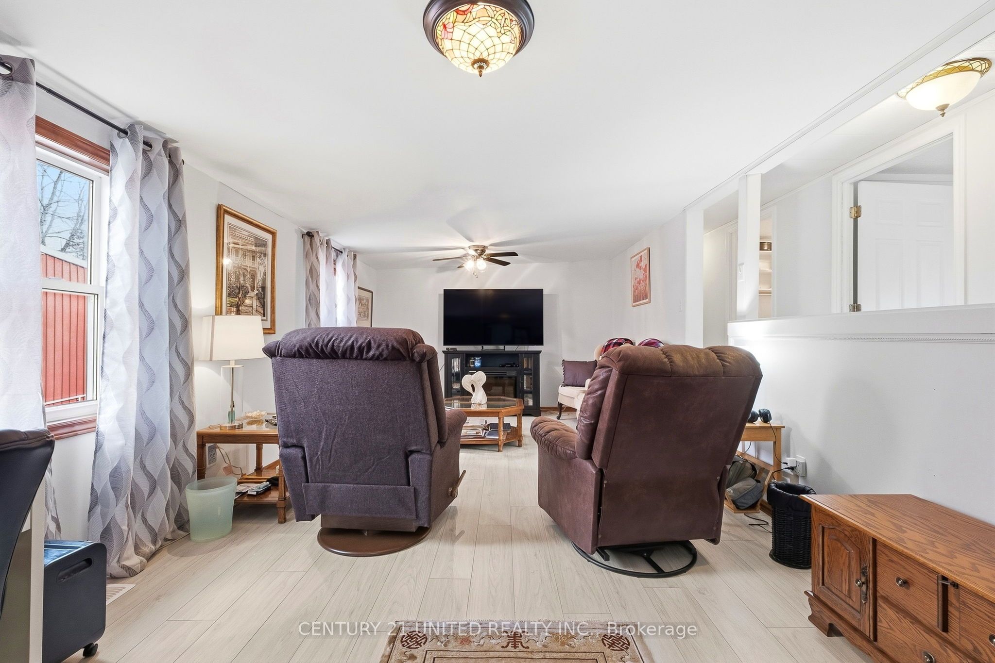49 Hillview Drive Property Photo 18