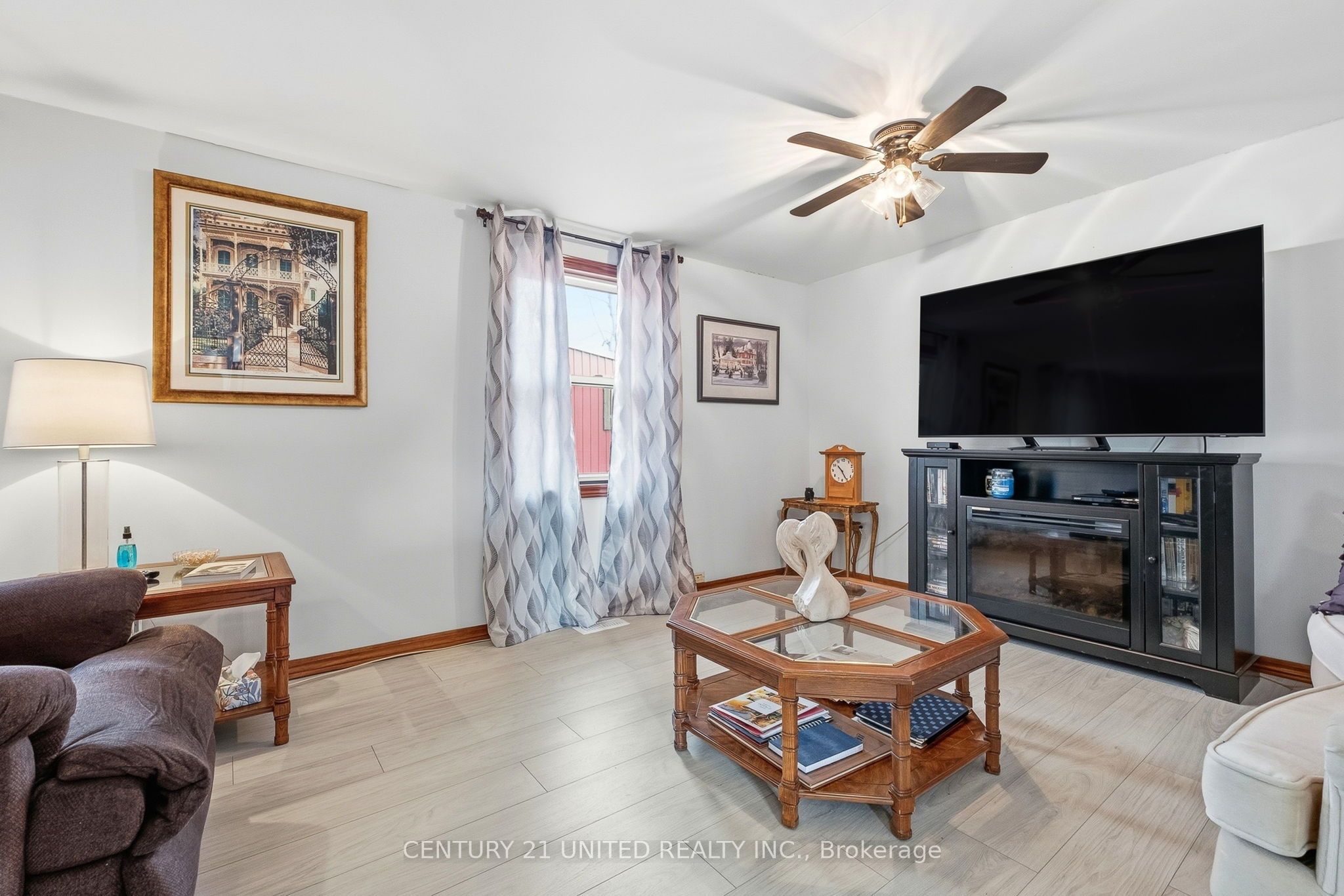49 Hillview Drive Property Photo 21