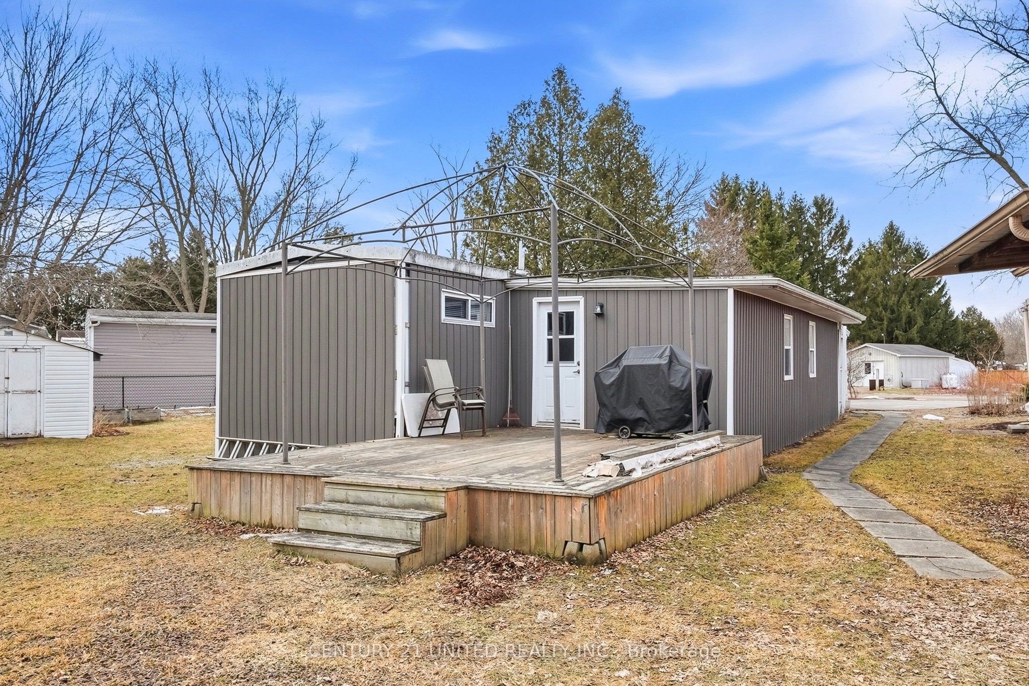 49 Hillview Drive Property Photo 35