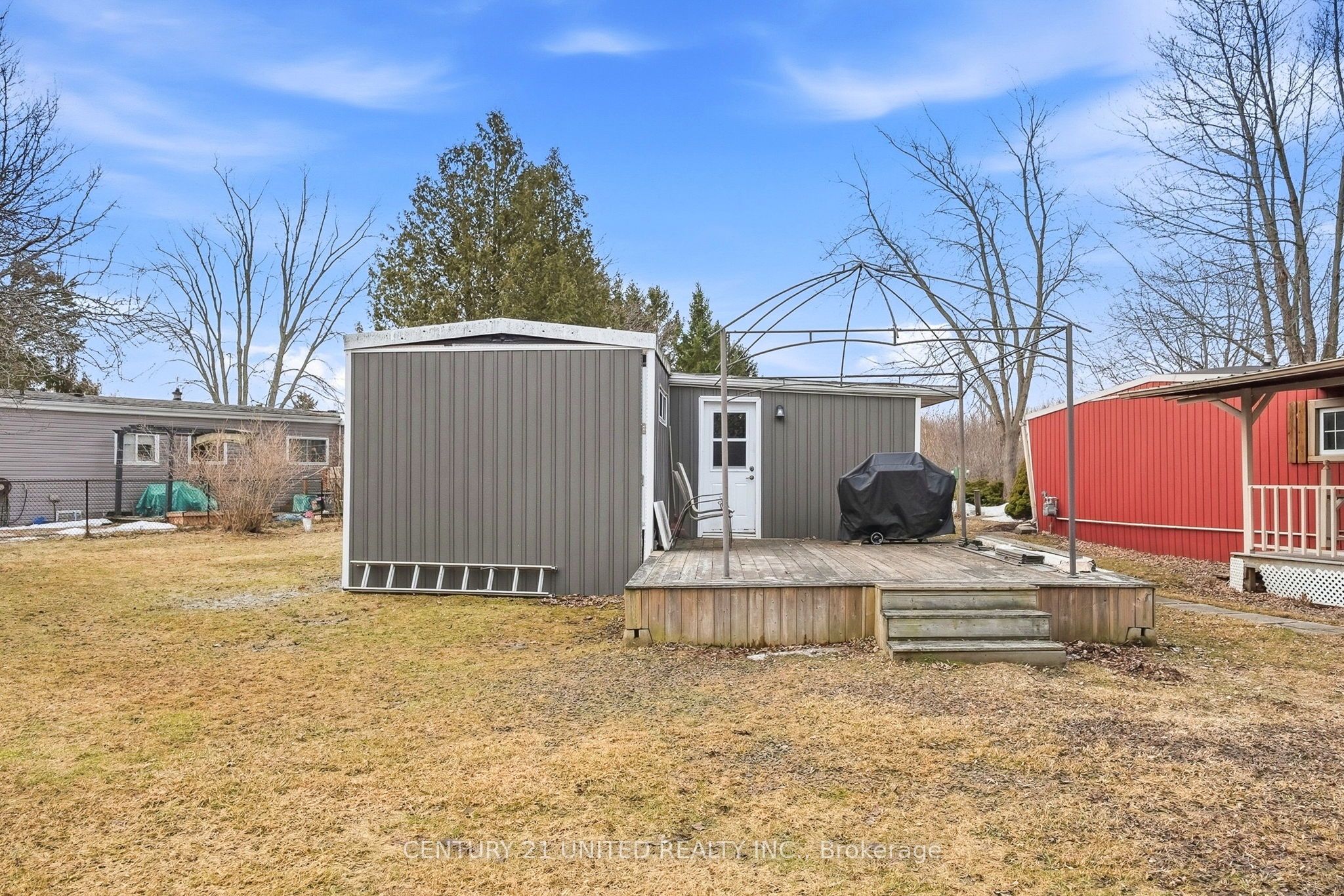 49 Hillview Drive Property Photo 39