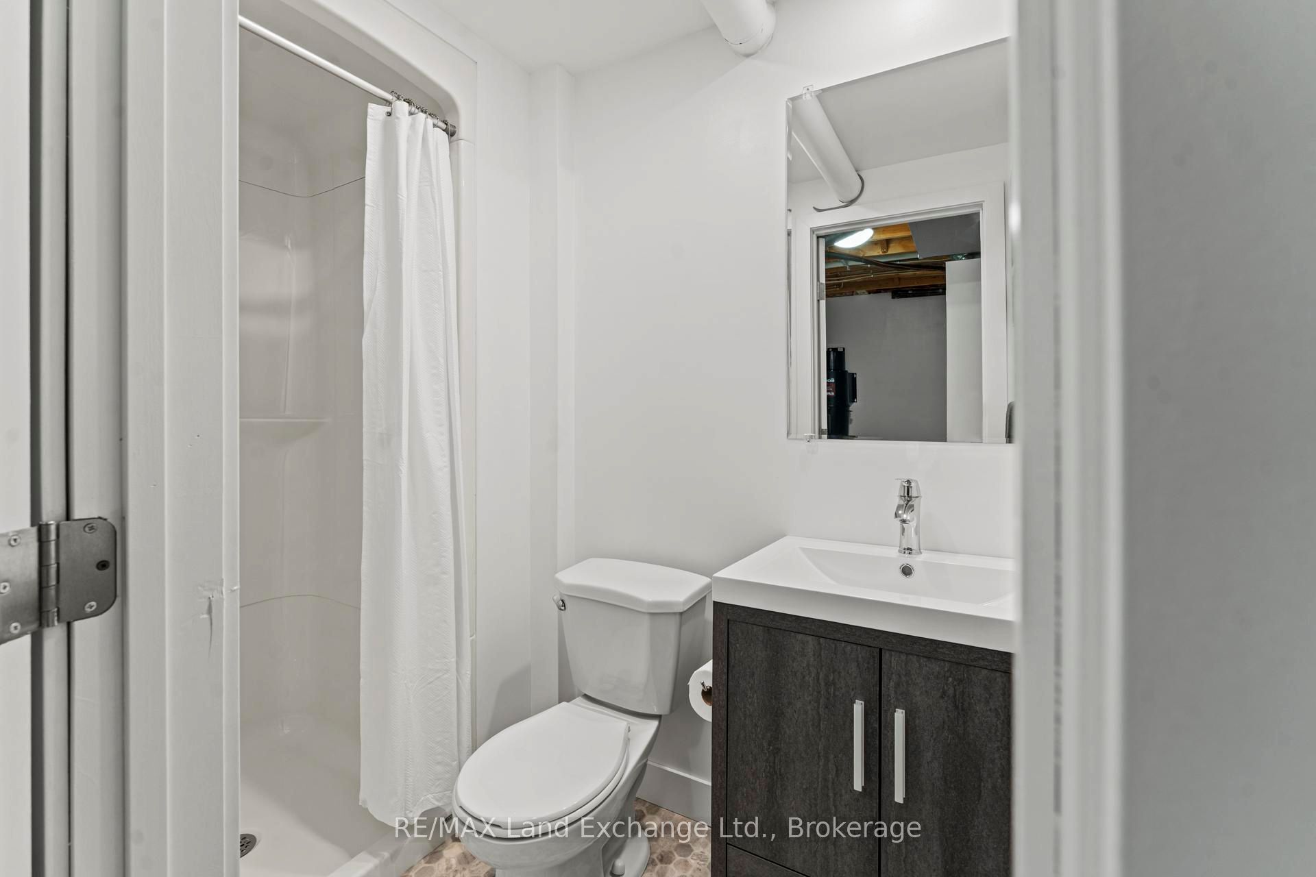 222 Penetangore Row Property Photo 31