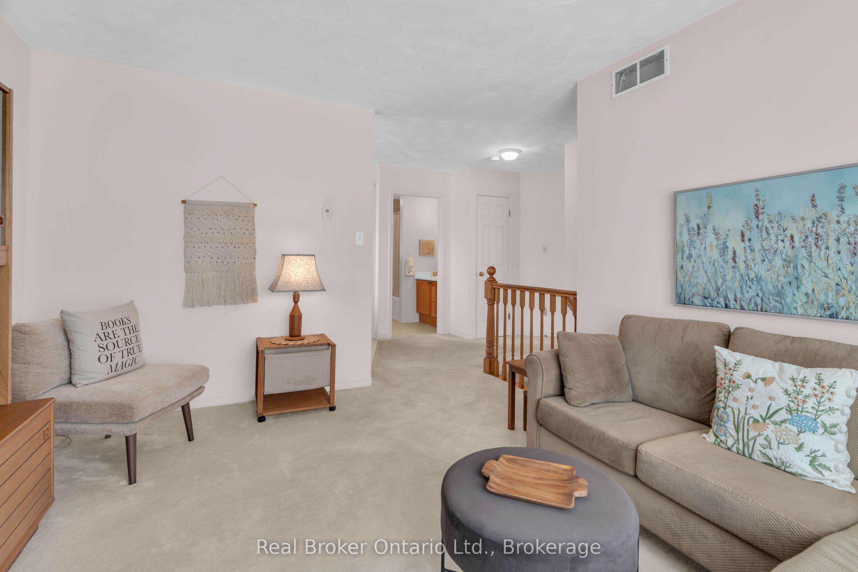50 South Drive Property Photo 4