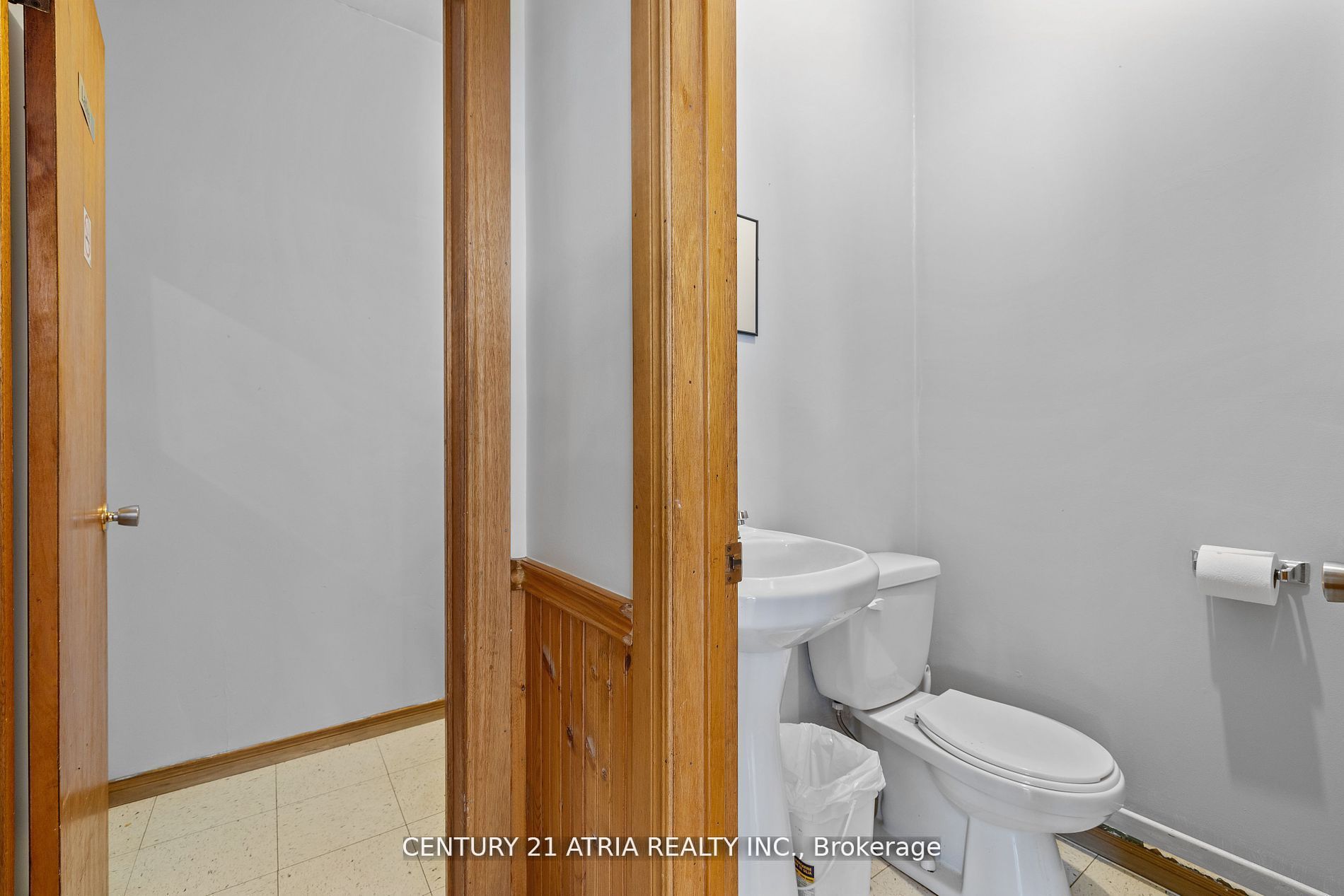 81 London Road Property Photo 9