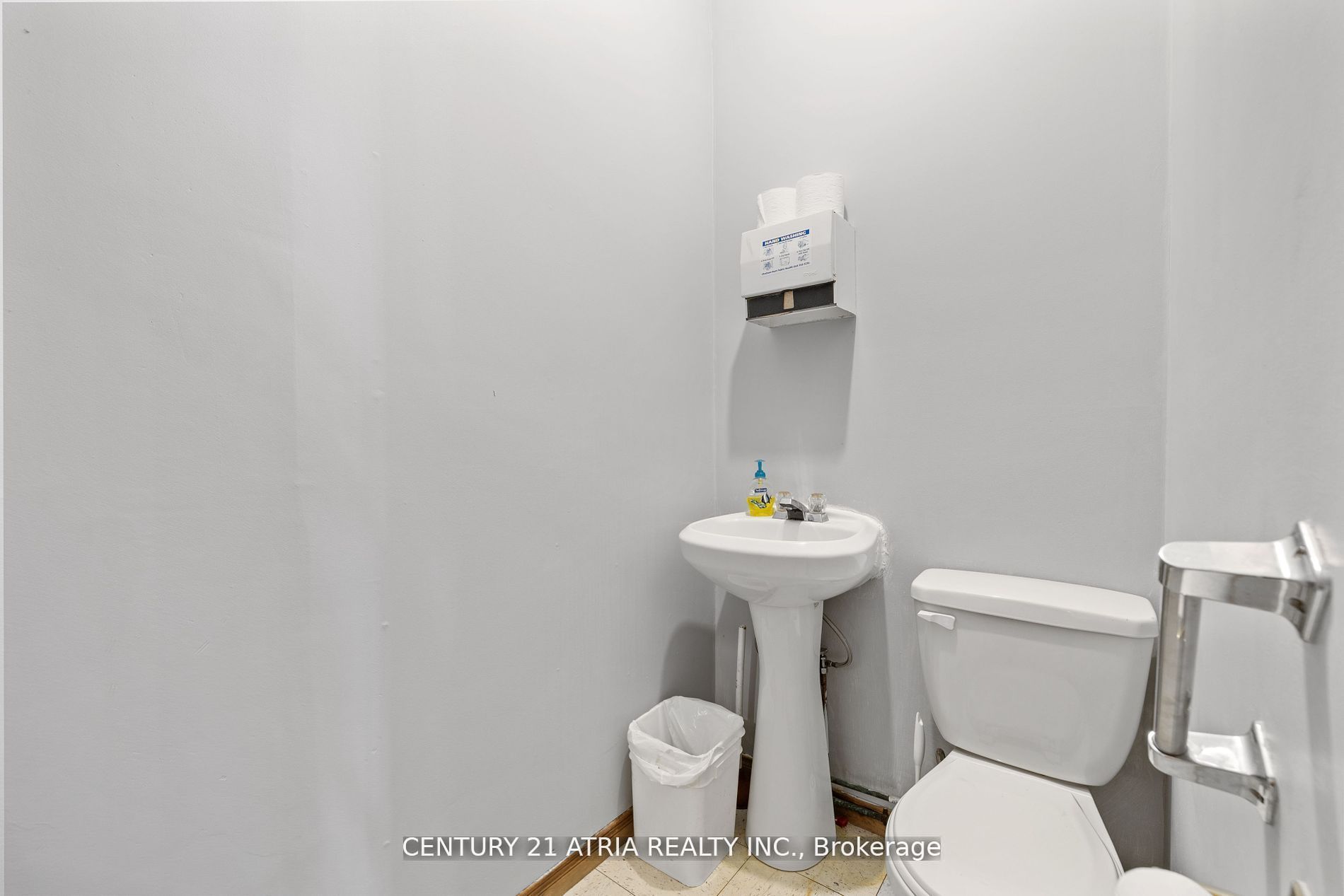 81 London Road Property Photo 10