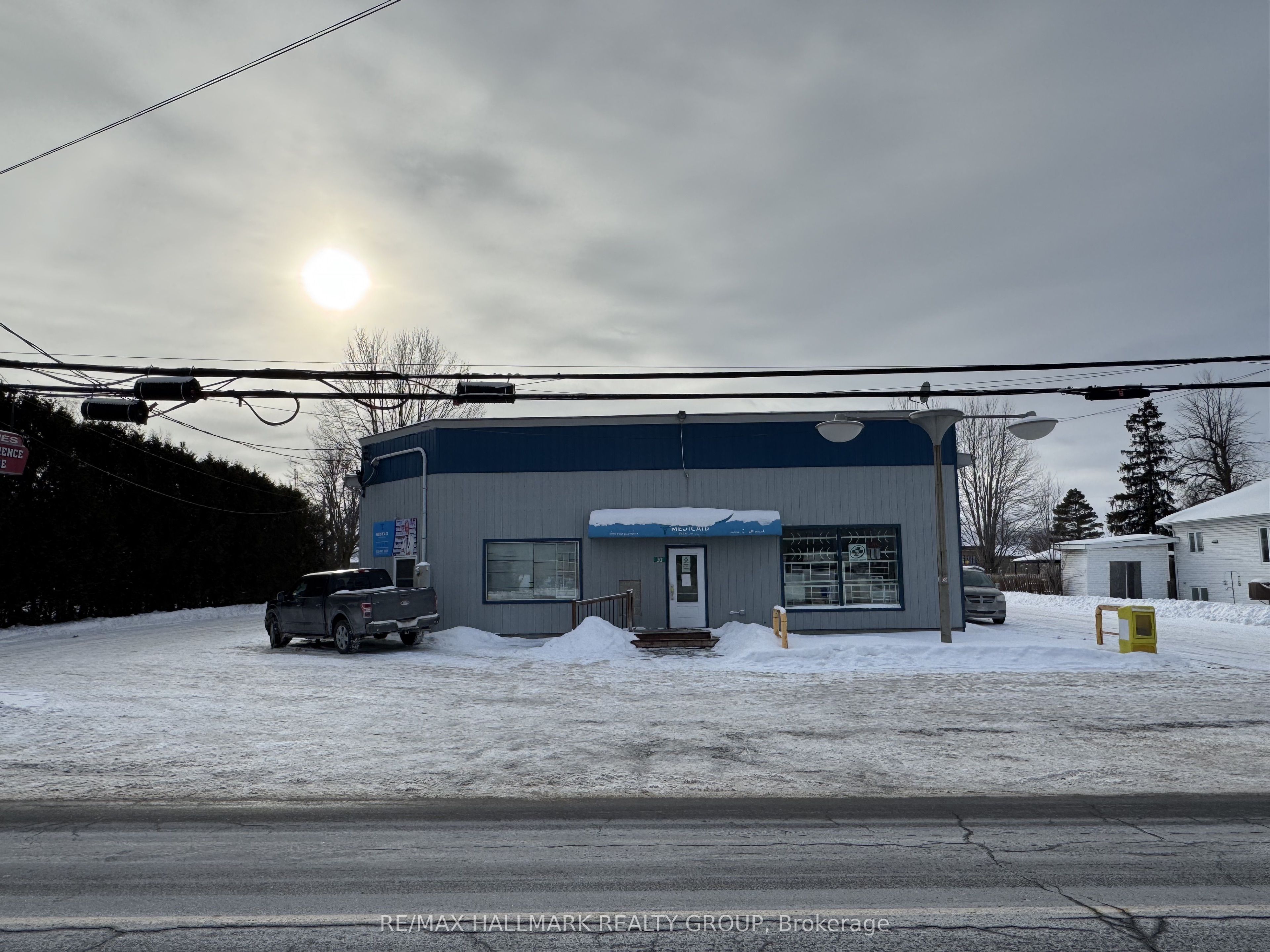 33 Queen St Street Property Photo 1