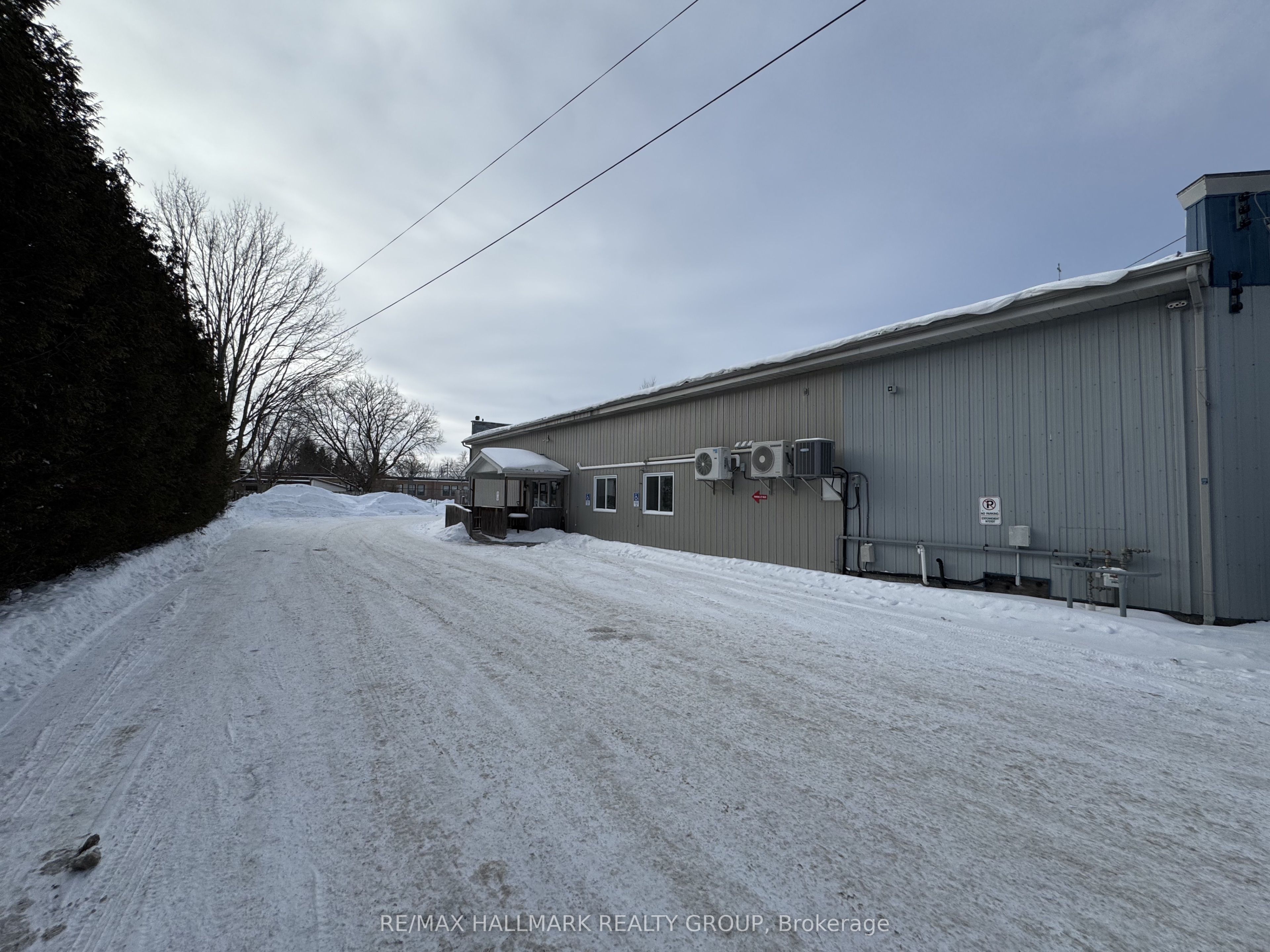 33 Queen St Street Property Photo 26