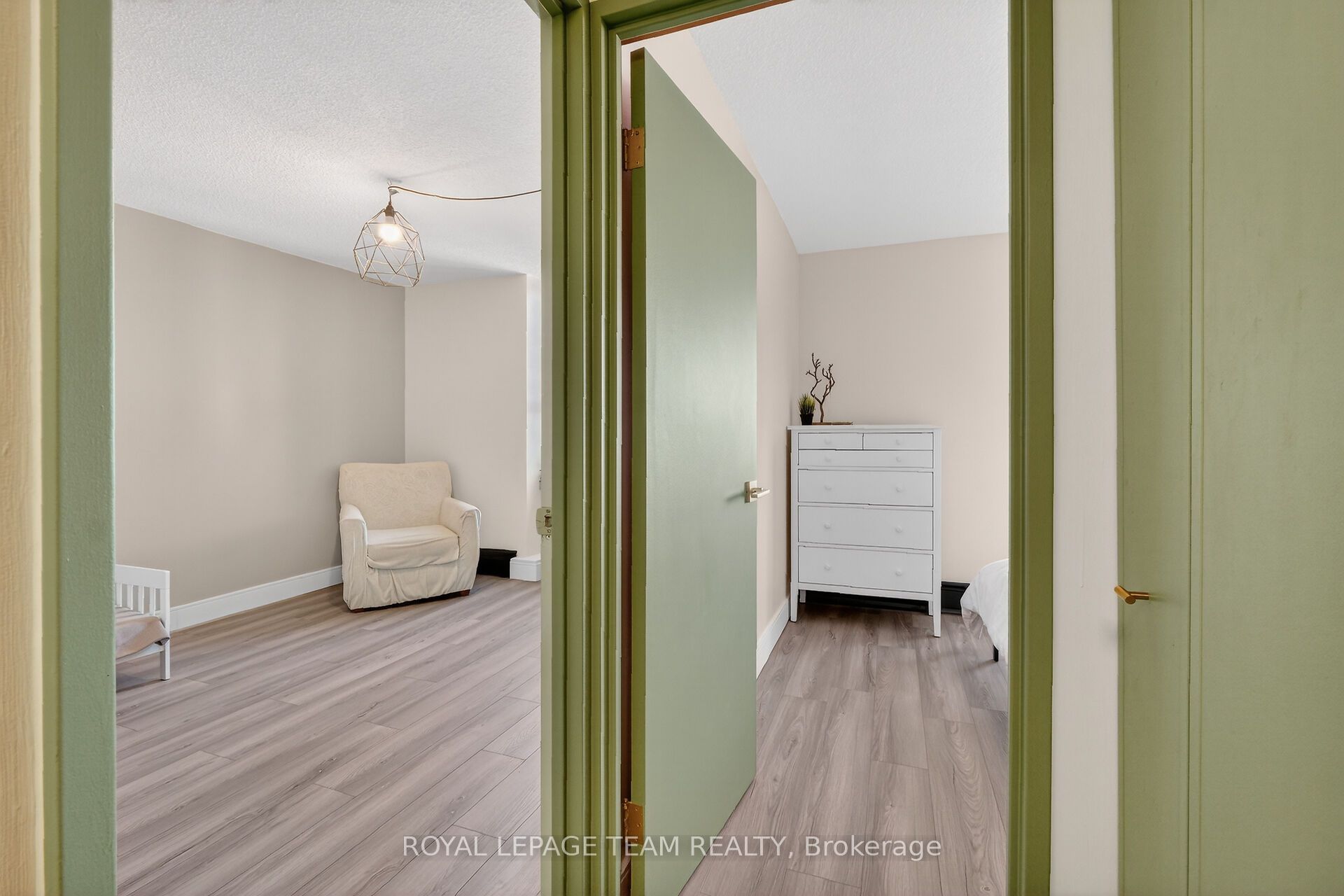 515 St Laurent Boulevard S 1809 Property Photo 23