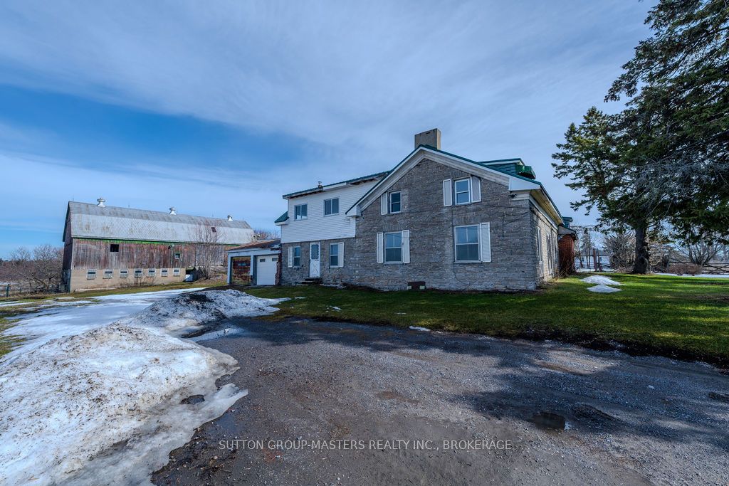407 Blessington Road Property Photo 2