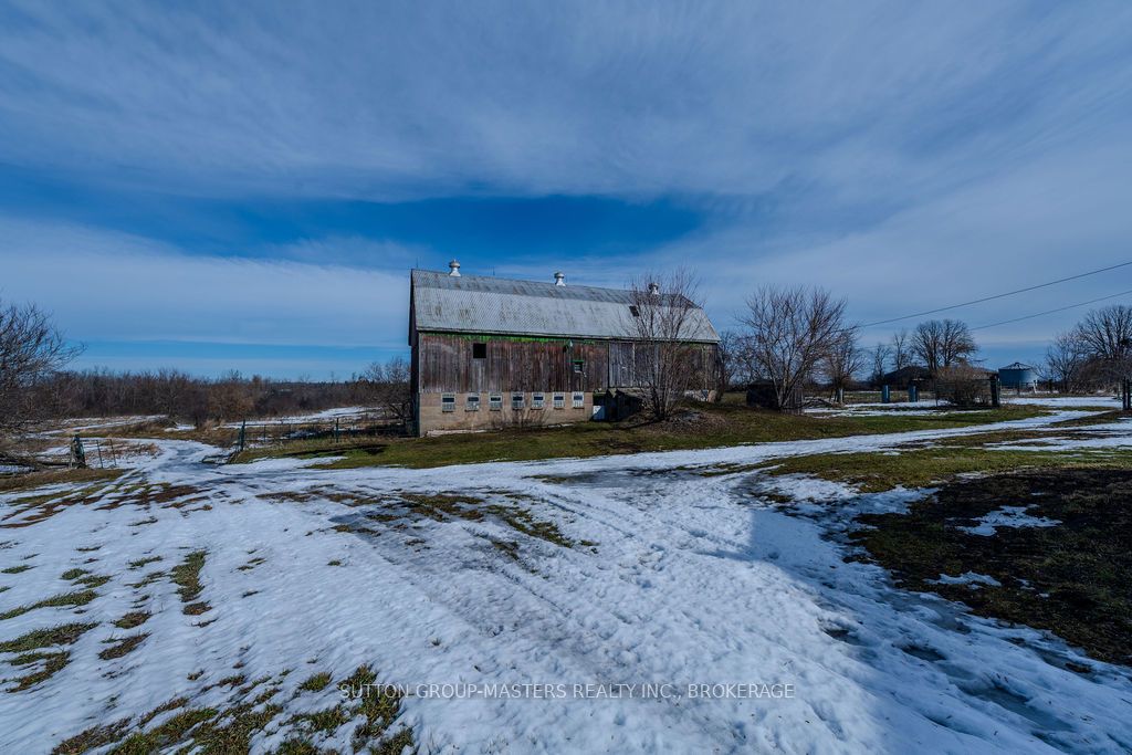 407 Blessington Road Property Photo 10