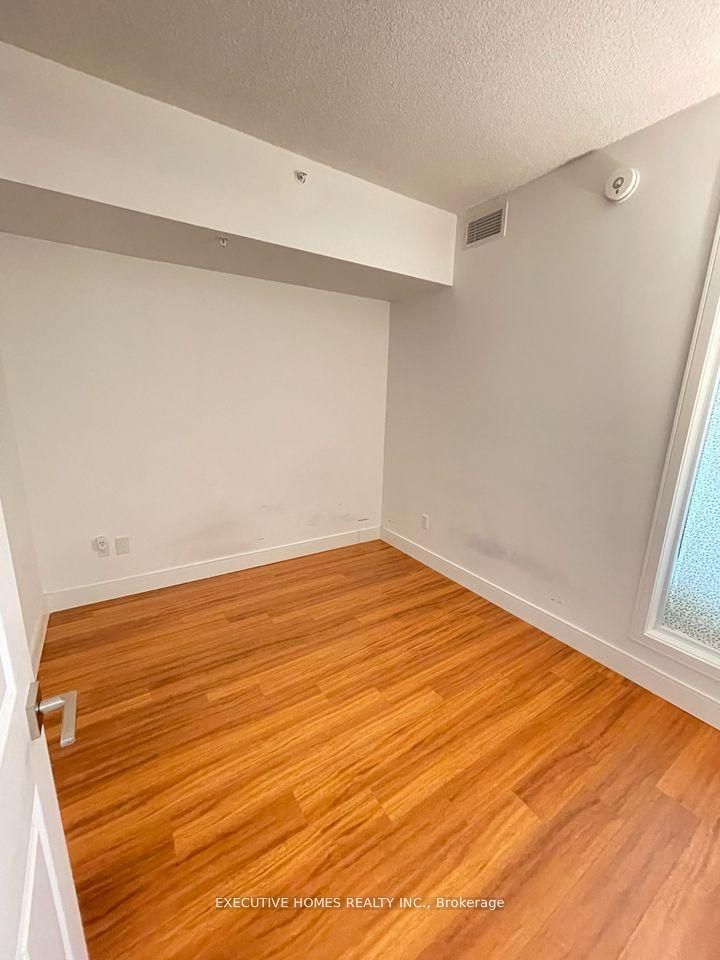 1 Wellington Street 611 Property Photo 11
