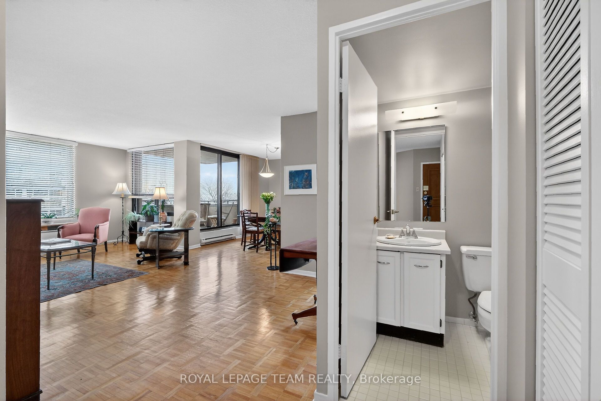 40 Arthur Street 601 Property Photo 6
