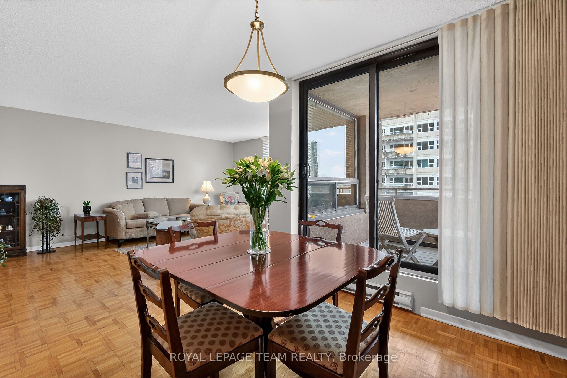 40 Arthur Street 601 Property Photo 15